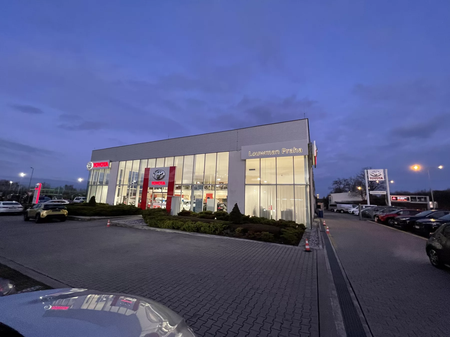 Louwman Motor Czech Group (Tsjechië) opgericht met de merken Toyota